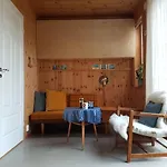 Drengestua Pa Flagstad Ostre Хамар